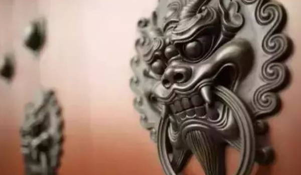 2025年农历四月初五母亲节适合乔迁新居吗 这天几点搬家是最好的